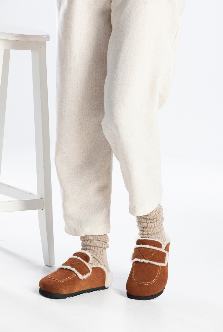 Angel Shearing- Natural Cork/ Suede Shearling- Cinnamon Powder