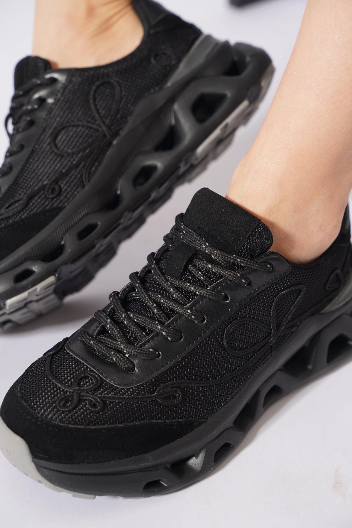 Lemoors Mia Fileli Yüzey Havalı Hafif Yumuşak Tabanlı Sneaker